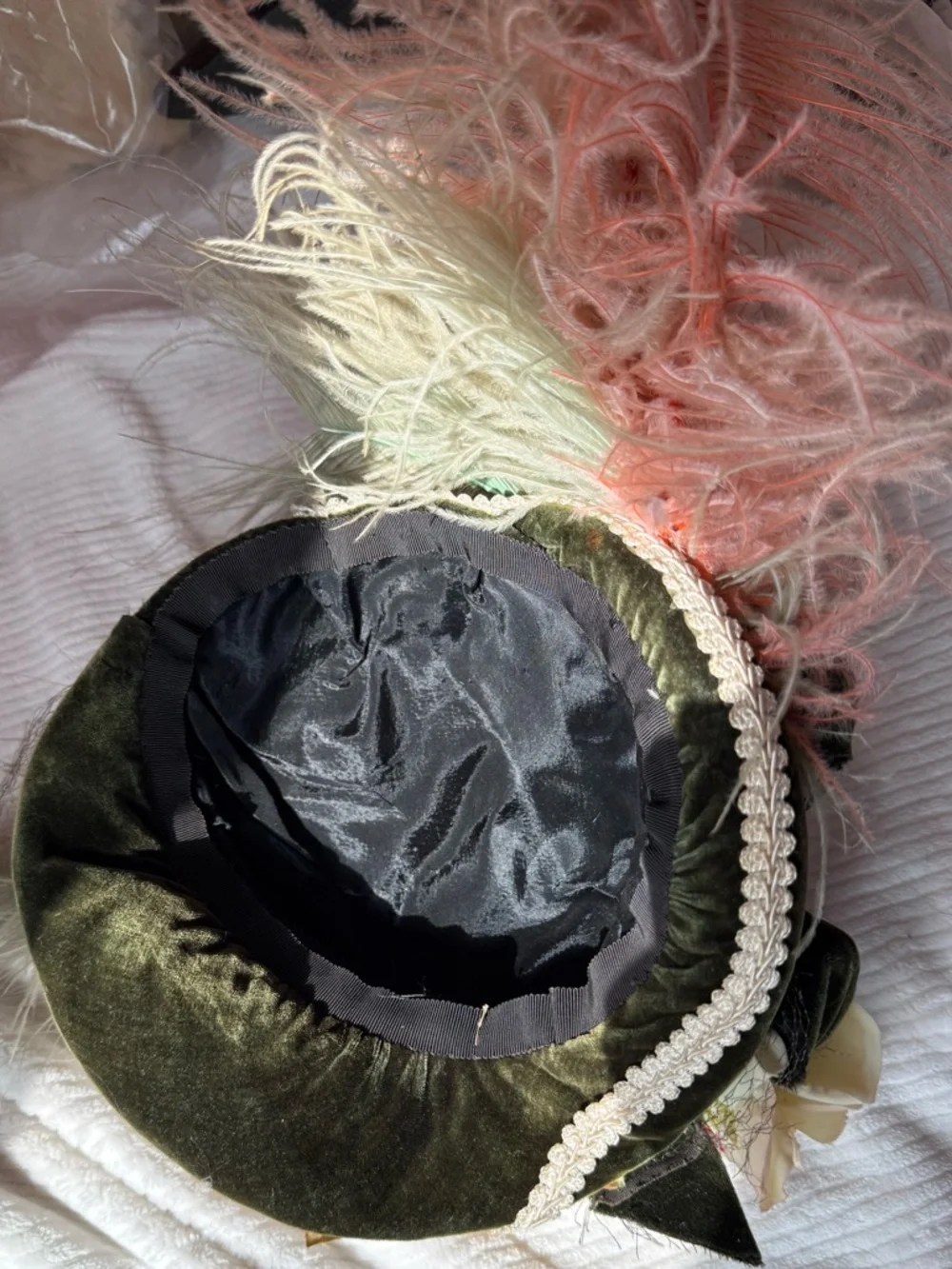 Victorian Hat Chapeau Floral & Feathered - Picture 4 of 5